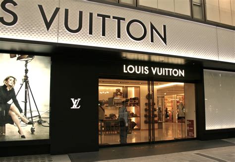 odessa negozio louis vuitton|louis vuitton roma etoile.